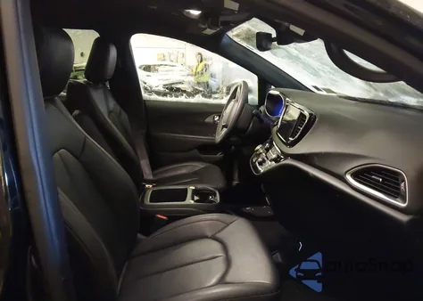 2025 Chrysler Pacifica Select из США, поврежденный, VIN 2C4RC1BG5SR531993